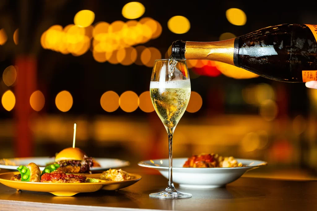 東京會舘のビアガーデン「銀座スカイビアテラス2024」