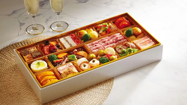 ★【高島屋のおせち料理／2026年新春】今年の年末年始は最大9連休！長い連休は「年末も」「お正月も」楽しめる“バラエティなおせち”が勢ぞろい！