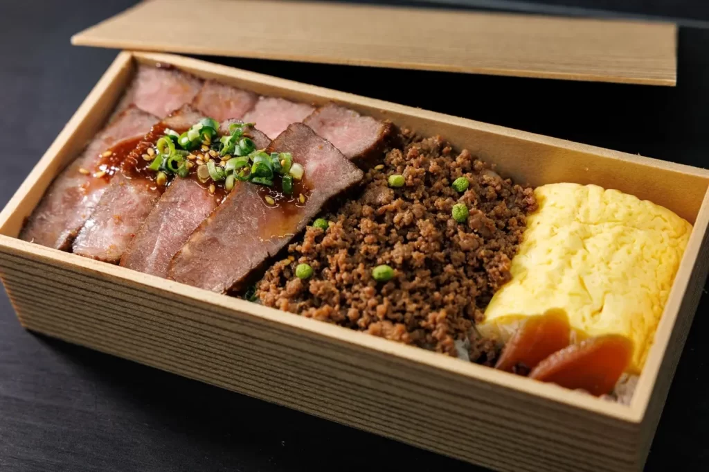 日本橋三越本店　創業100年のレストランの味もテイクアウトで