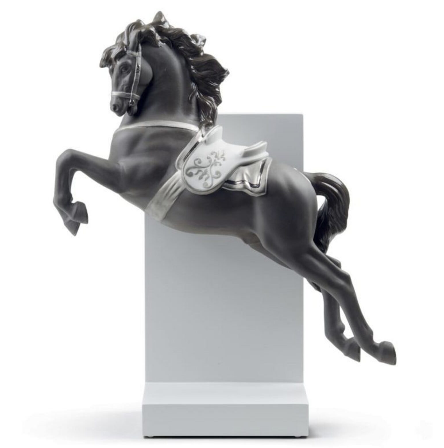 リヤドロ Re-Decoコレクション「挑戦」