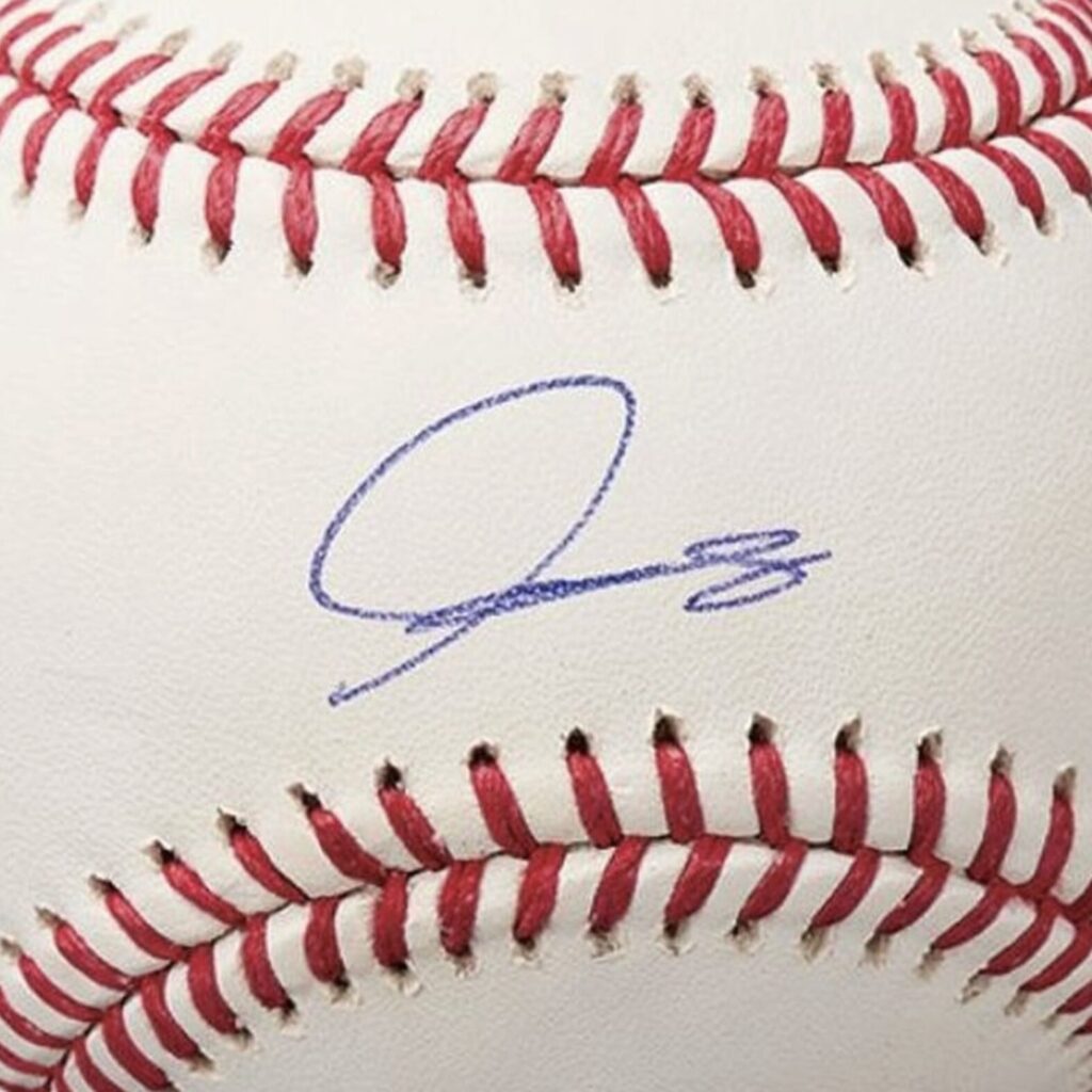 今永昇太 直筆サイン入りボール 特製展示ケースセット